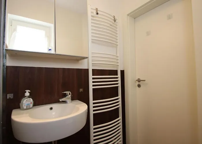 Doppelhaushaelfte In * Dornumersiel