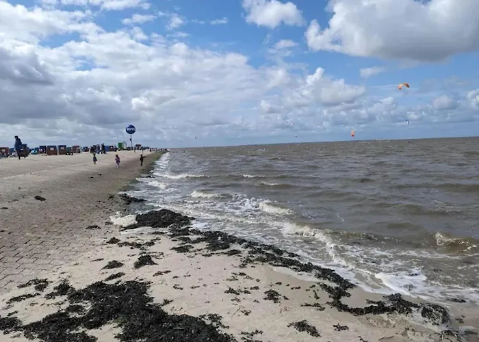 Doppelhaushaelfte In * Dornumersiel