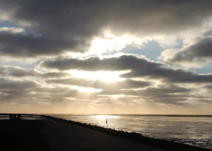 Casa de Férias Doppelhaushaelfte In Dornumersiel